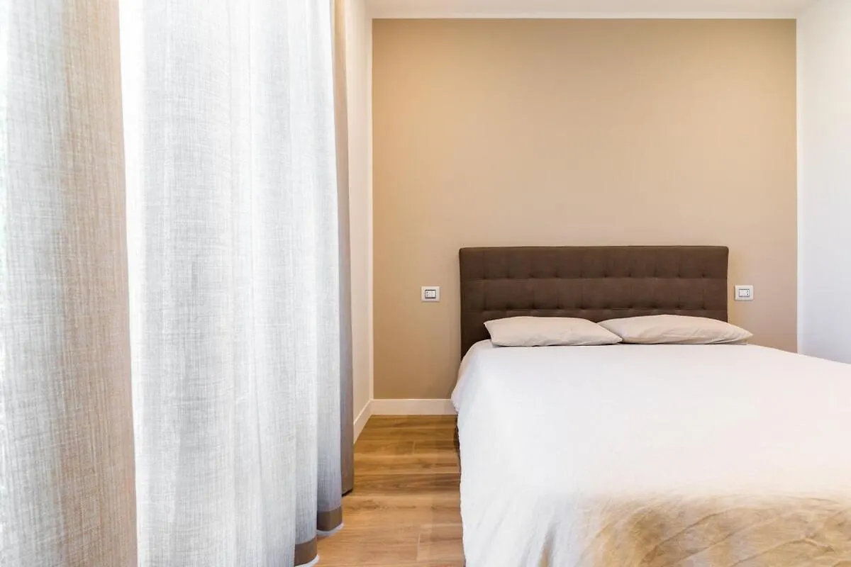 Cenisio Golden House Apartamento Milão